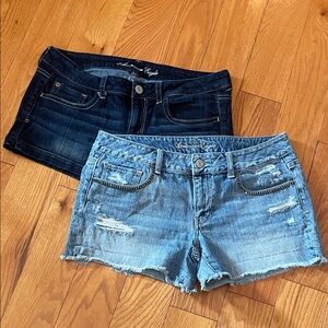 American Eagle Outfitters Women's Jean Shorts - Dark and Light Blue Sz 12